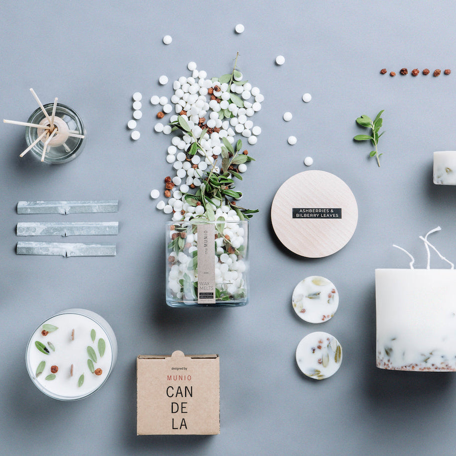 Forest berries wax melts in glass votive