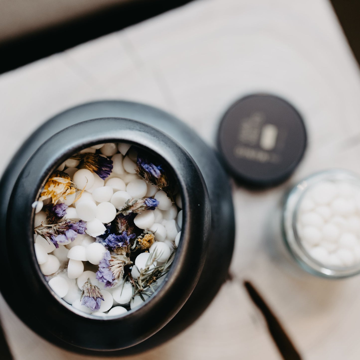 Wild flowers mini wax melts in glass votive