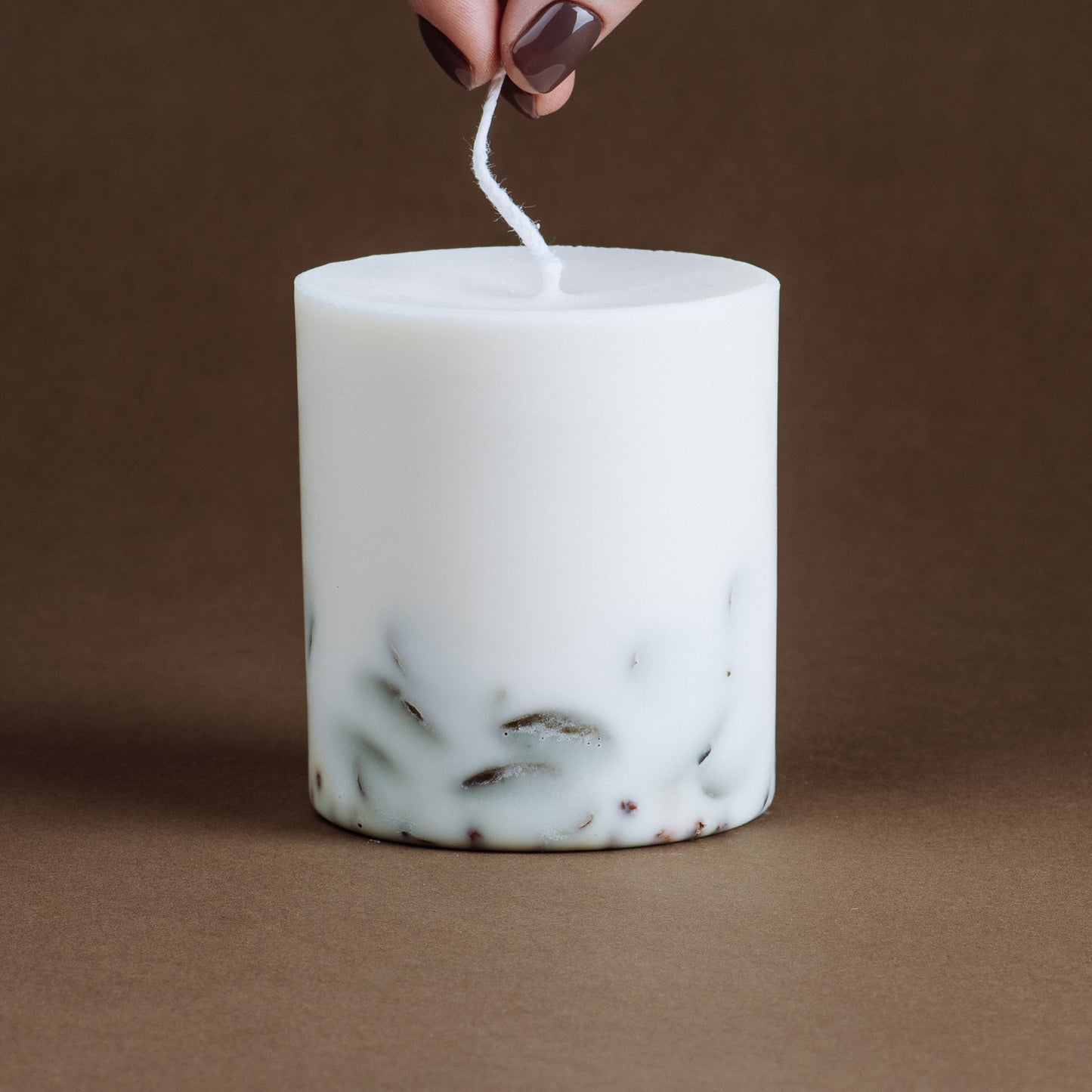 Forest berries pillar candle