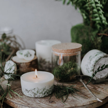 Moss mini pillar candle